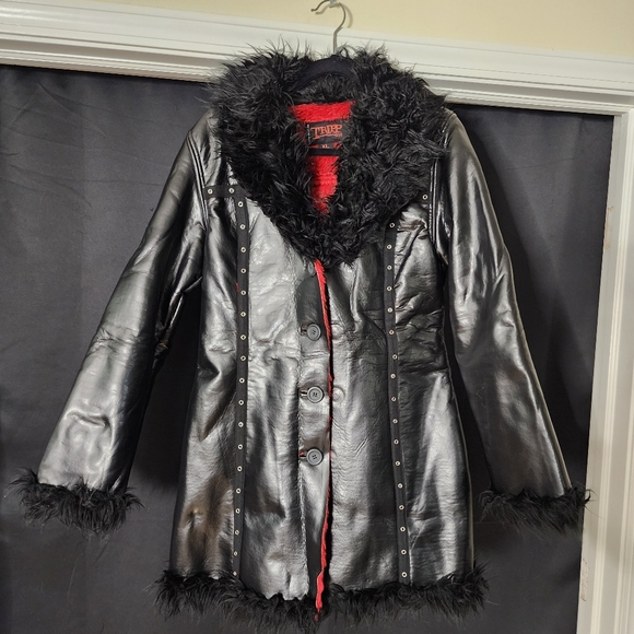 SOLD TRIPP NYC XL Vegan Leather Penny Lane Faux Fur Coat Red & Black w Grommets - Picture 3 of 13